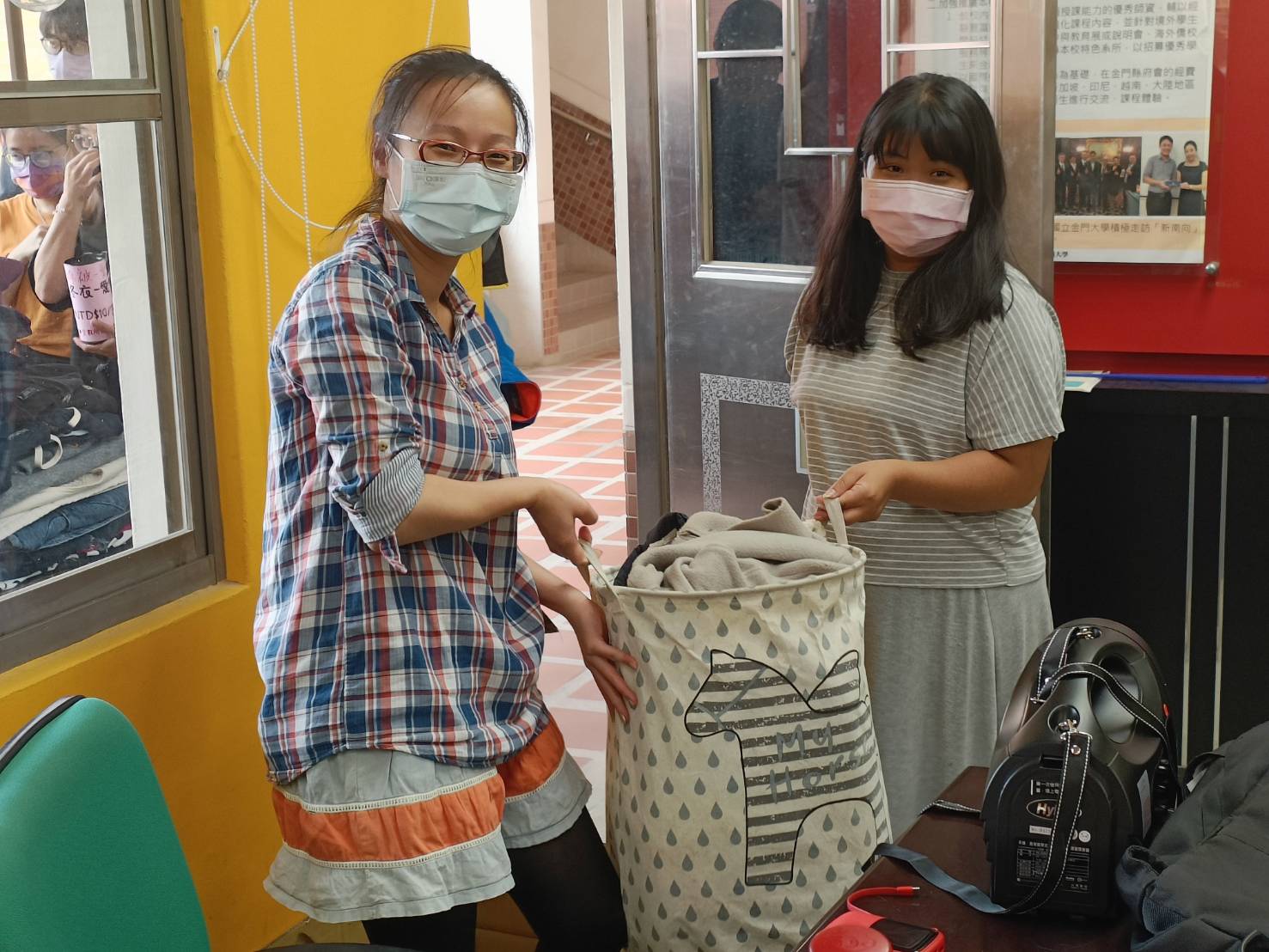 讓愛流轉  金大為境外生招募冬衣 各界熱烈響應