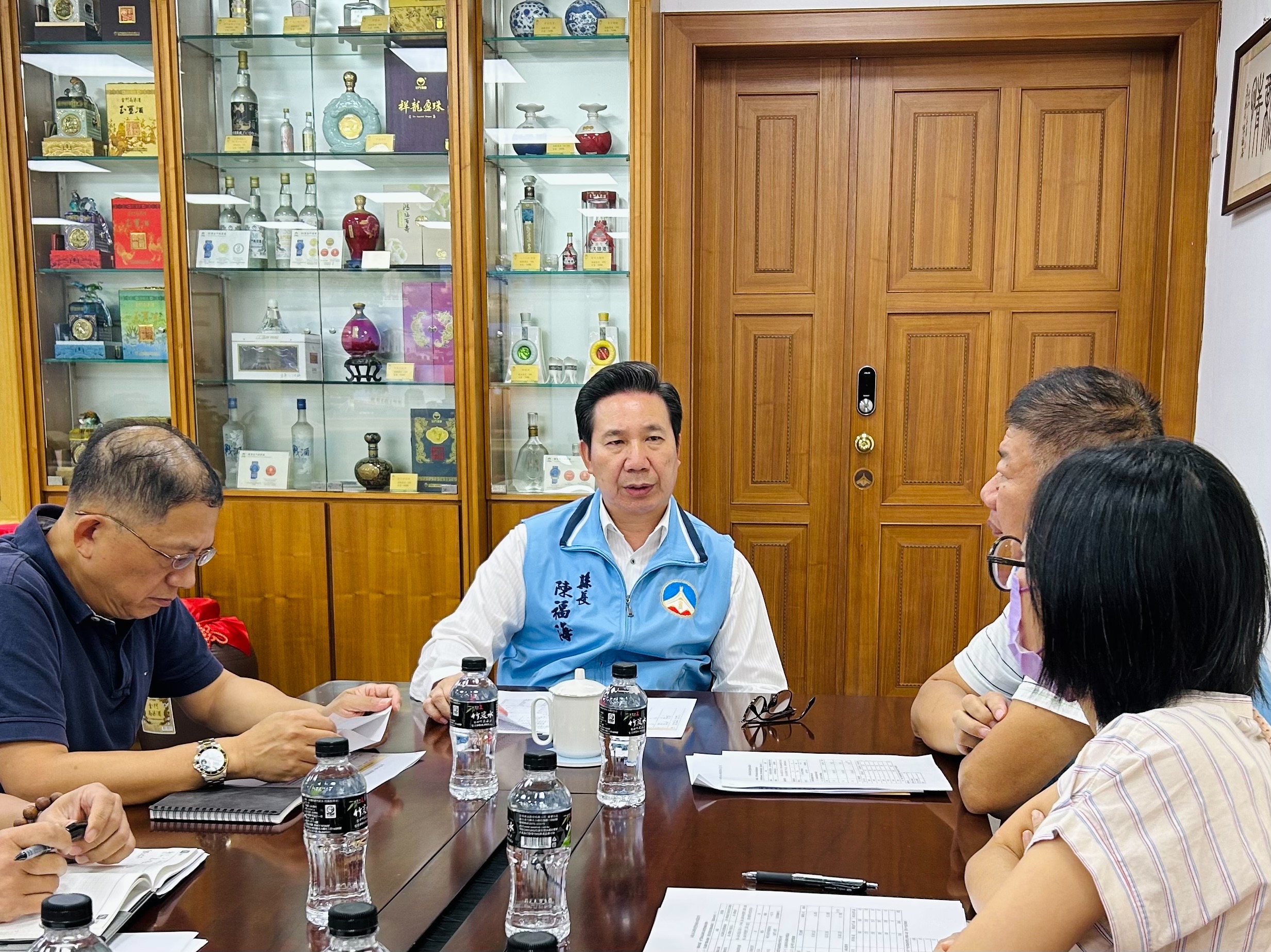 金門社會處調整慰助金惹議  陳福海保證任內65歲年金福利不縮水