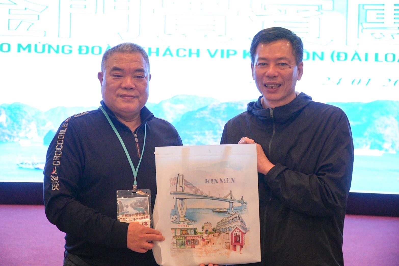 金門包機直航北越 考察旅遊意外帶來大商機 金門包機直航北越 考察旅遊意外帶來大商機