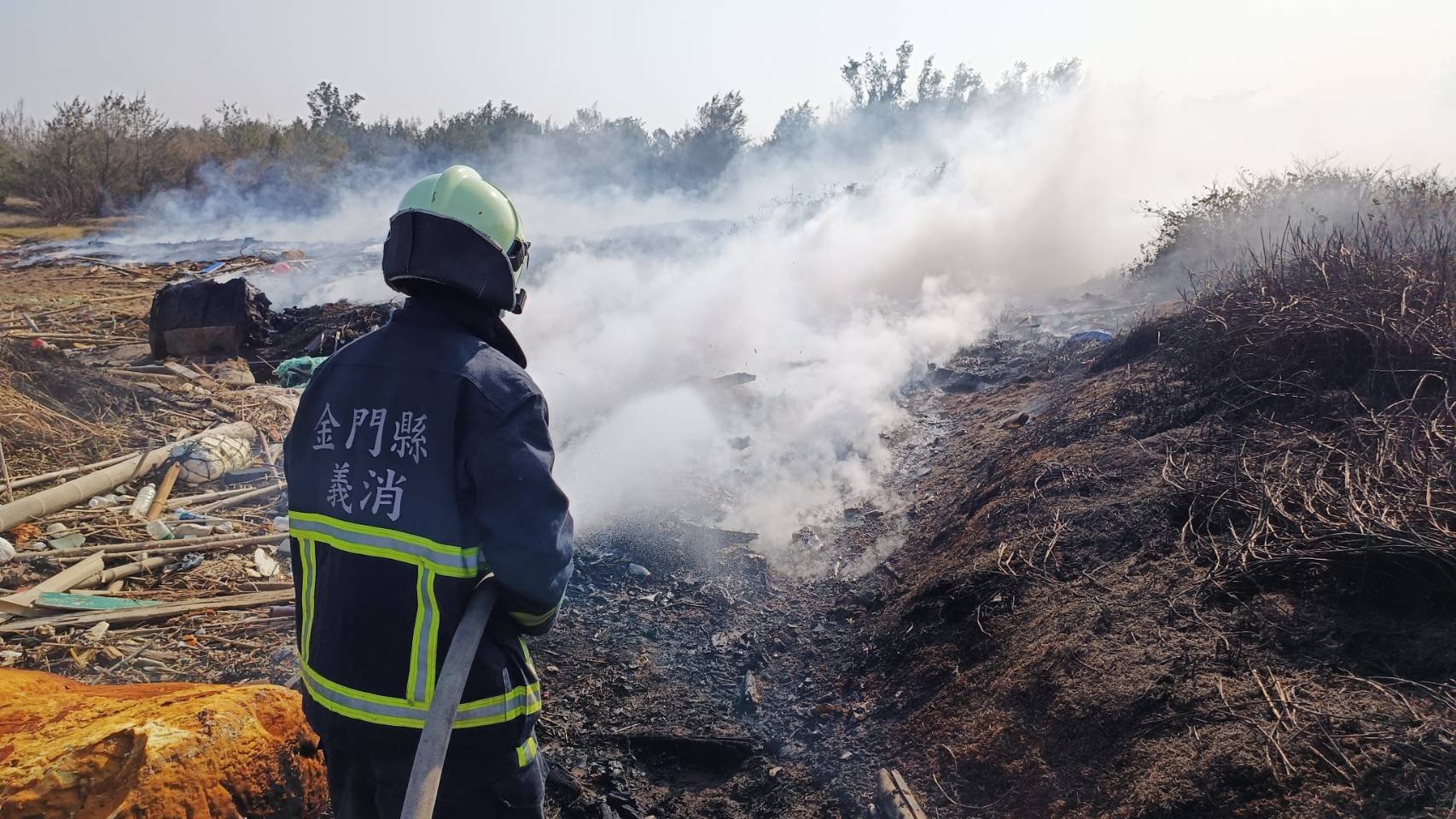 大年初一山后田野火警    燃燒田野2000多平方公尺