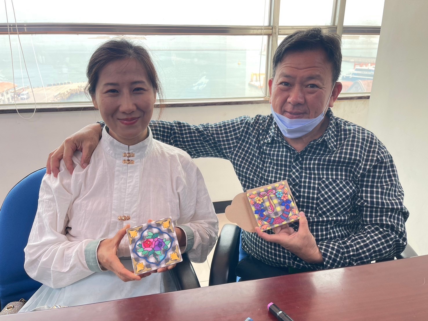 移民署邀新住民手作花磚 體驗金門文化之美