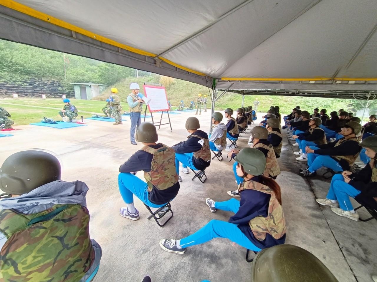 深化全民國防意識 金門高中生體驗實彈射擊