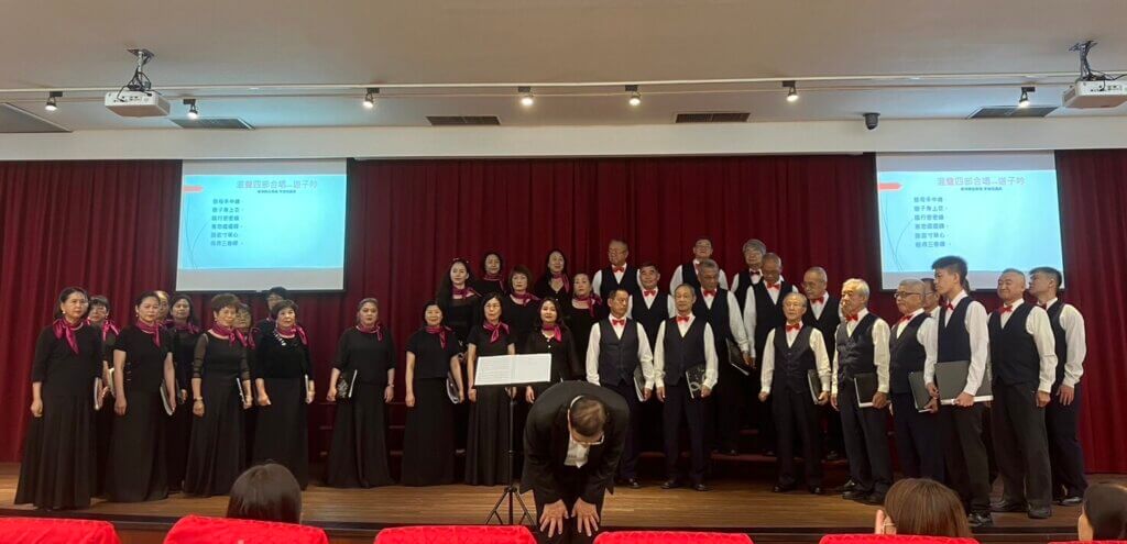 金大與校友會共辦母親節感恩音樂會溫馨圓滿