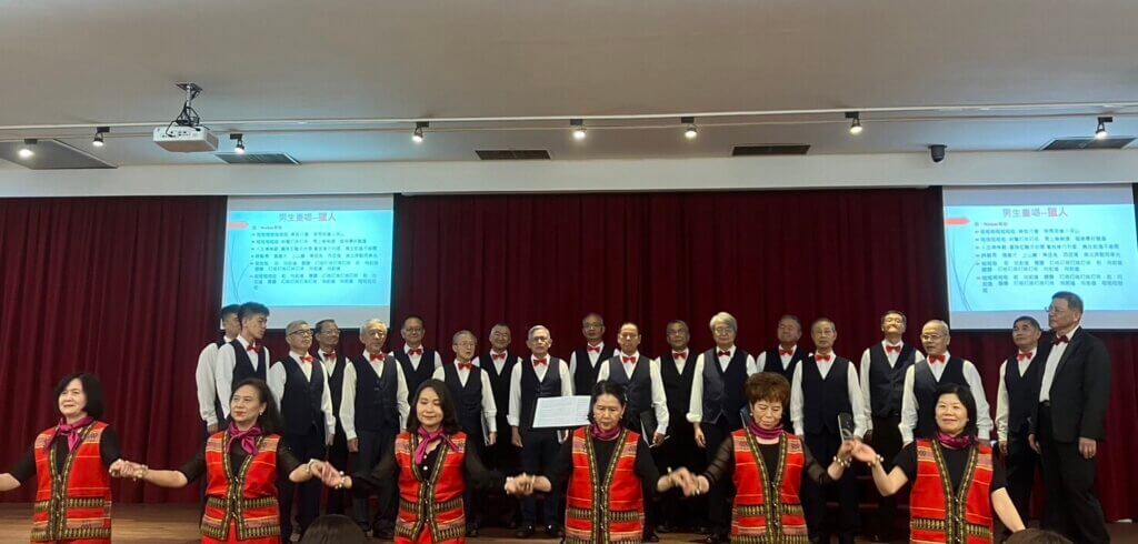 金大與校友會共辦母親節感恩音樂會溫馨圓滿