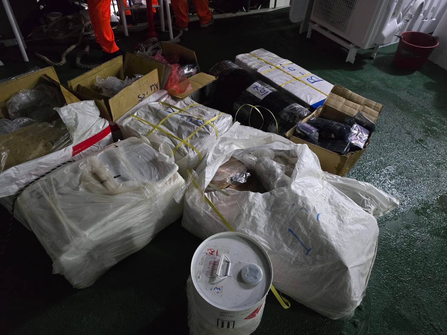 深夜走私大陸3c產品，金門海巡逮5人走私團送法辦