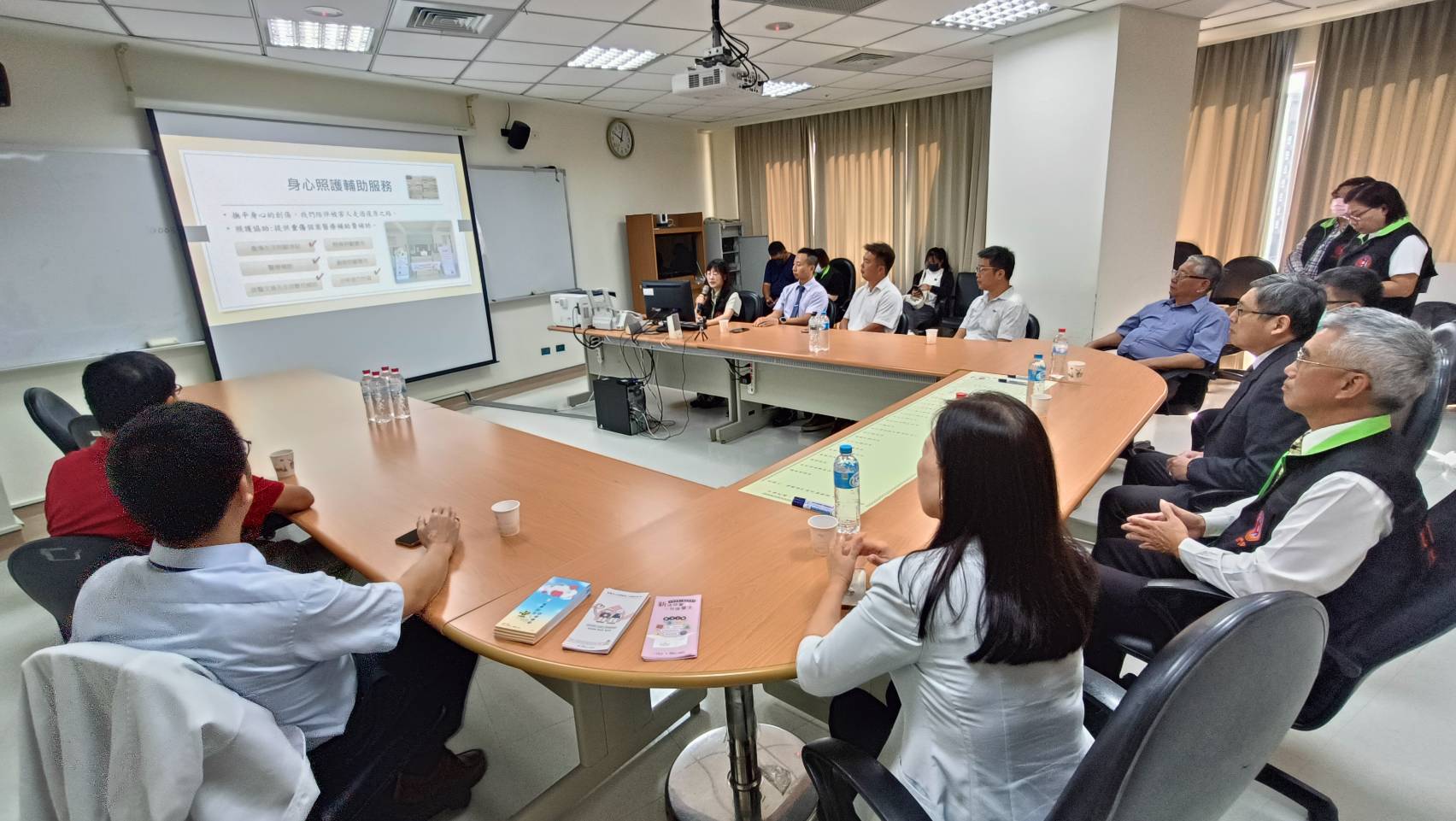 犯保金門分會與14家醫療院所共同簽署備忘錄