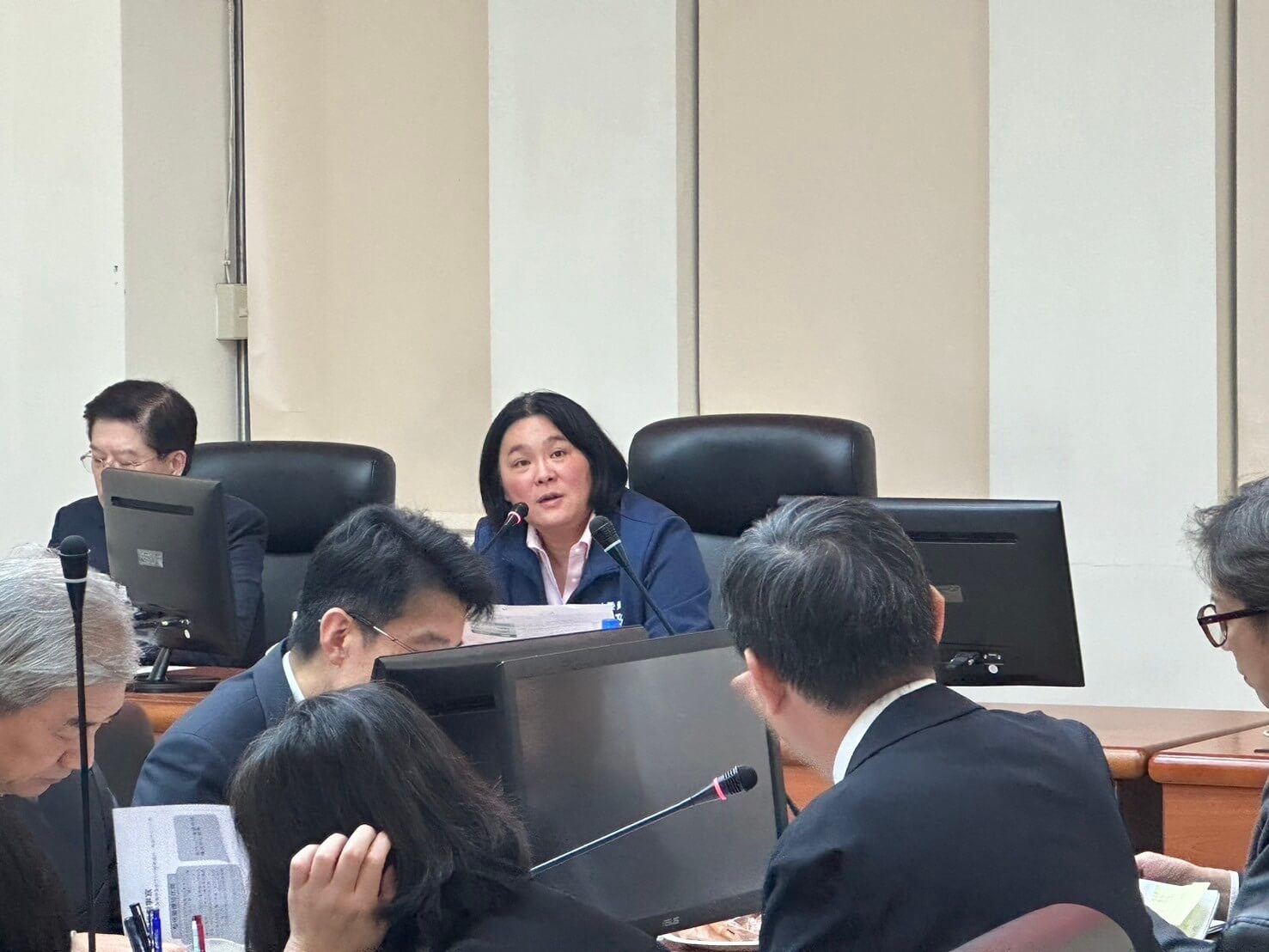 陳玉珍率立院財委會及中央財金部會考察金門金融環境