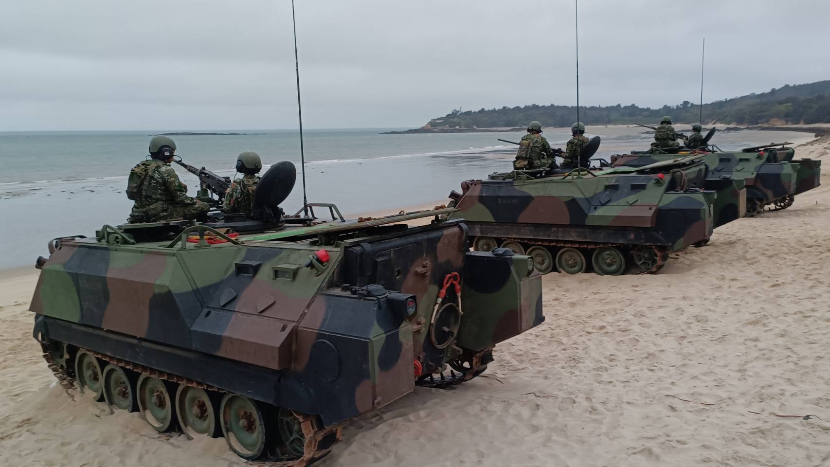 金門太武操演  武器實彈射擊驗證外島防衛作戰能力