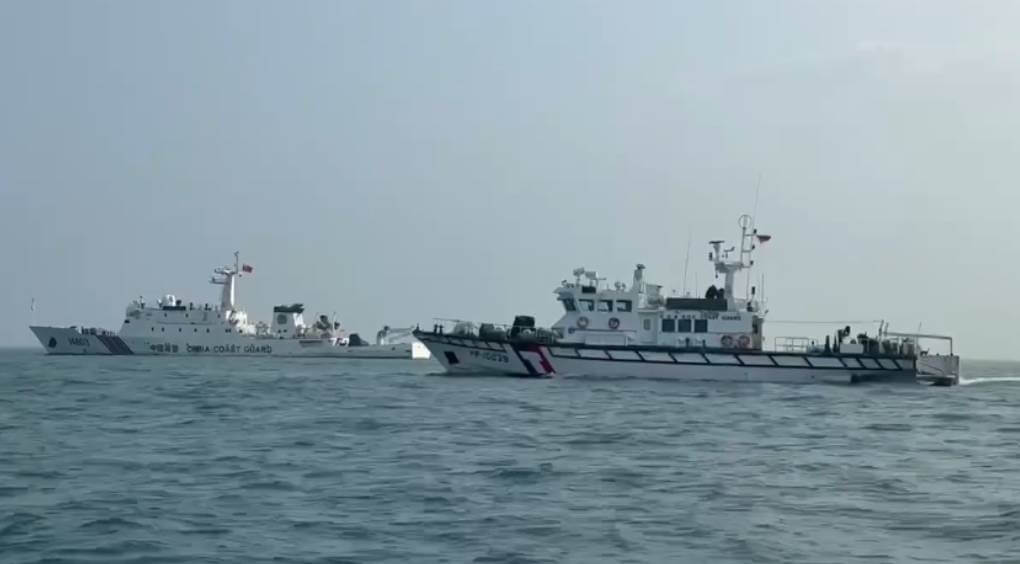 中國海警隱身暗船二度再擾金門，海巡嚴陣以待強力對應來犯