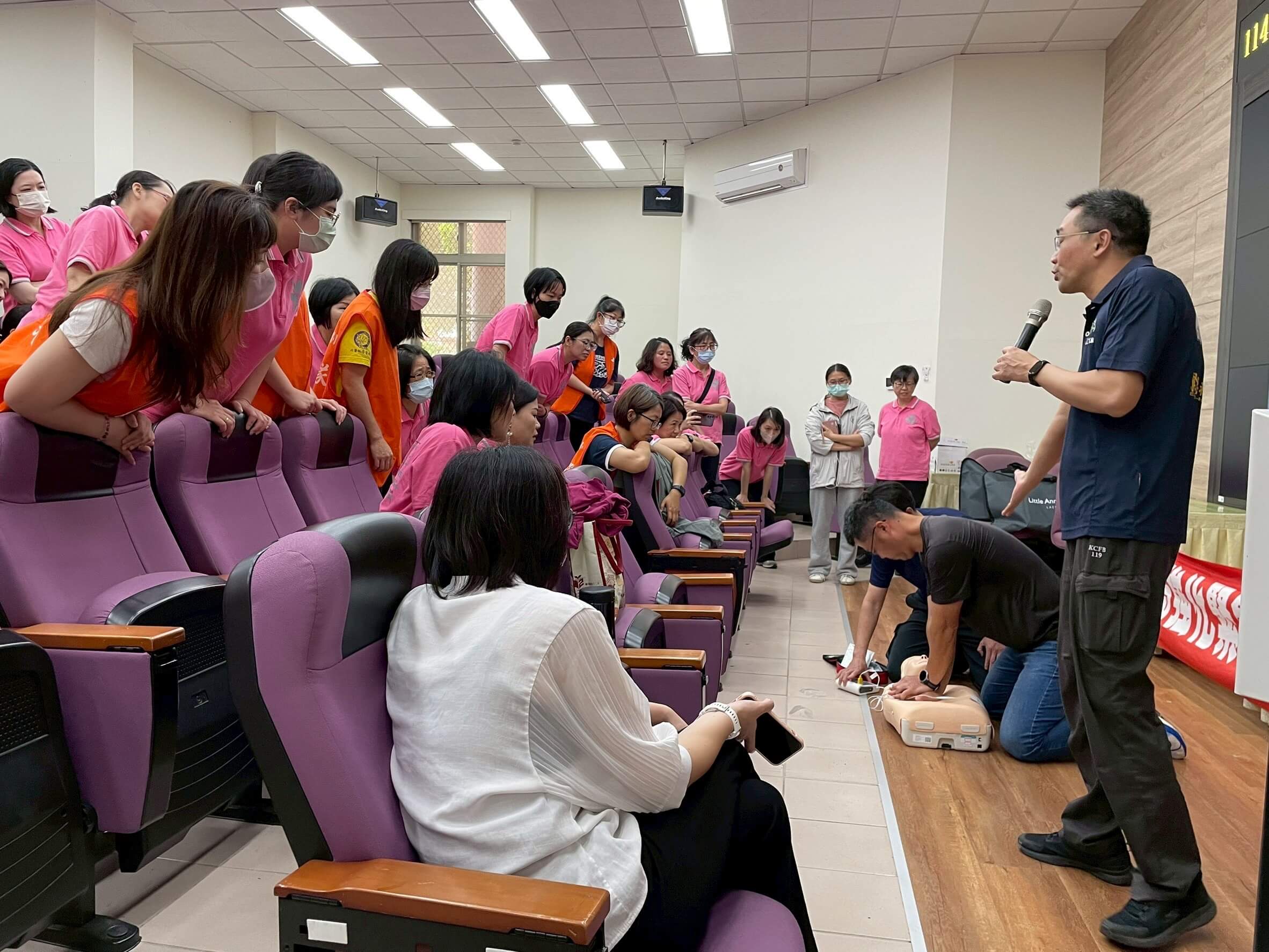 用愛守護每一顆心  金門中正國小志工隊完成急救CPR+AED培訓