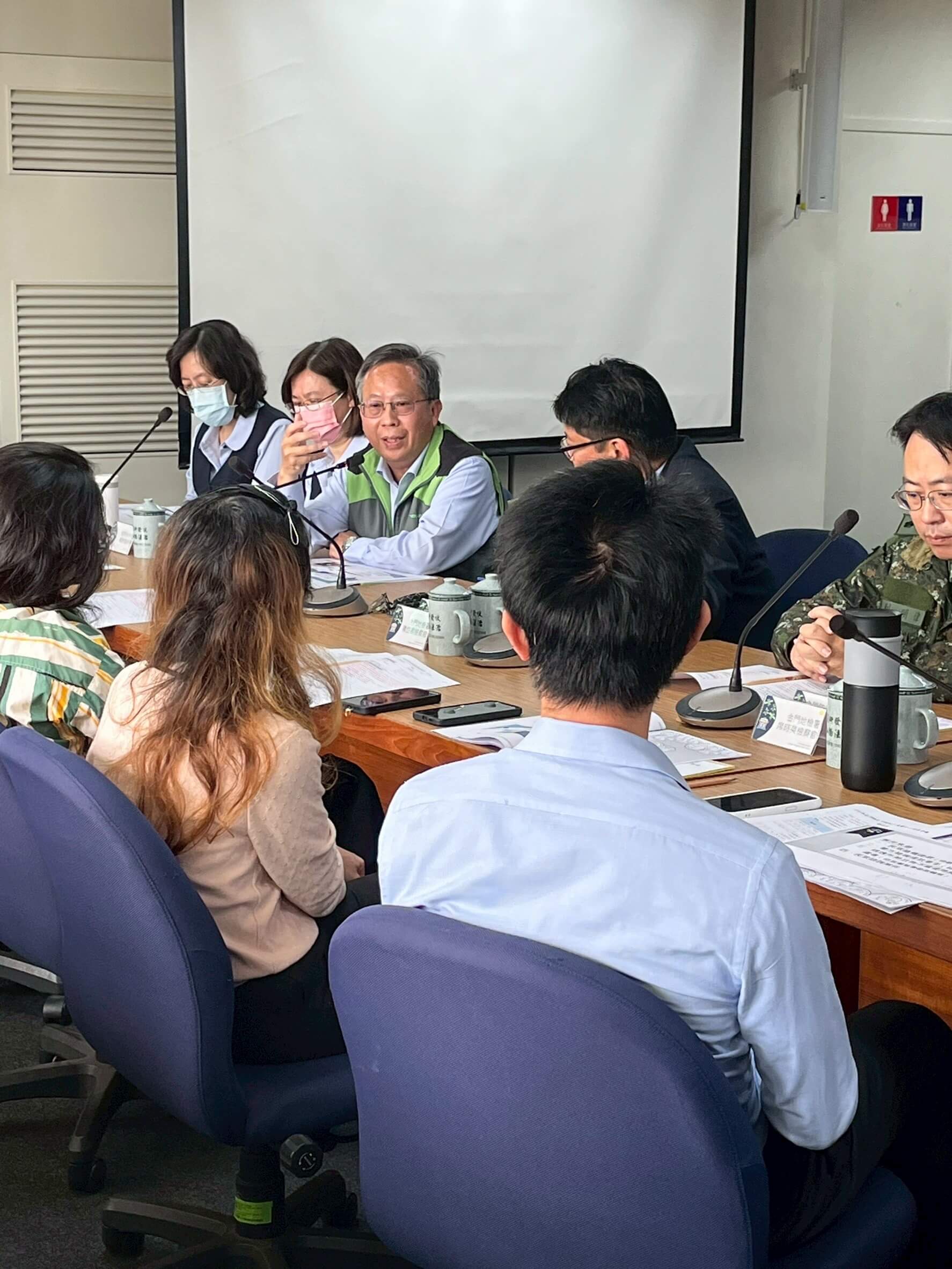 金門地檢召開金門地區可疑帳戶預警中心與地政局共同防詐阻詐