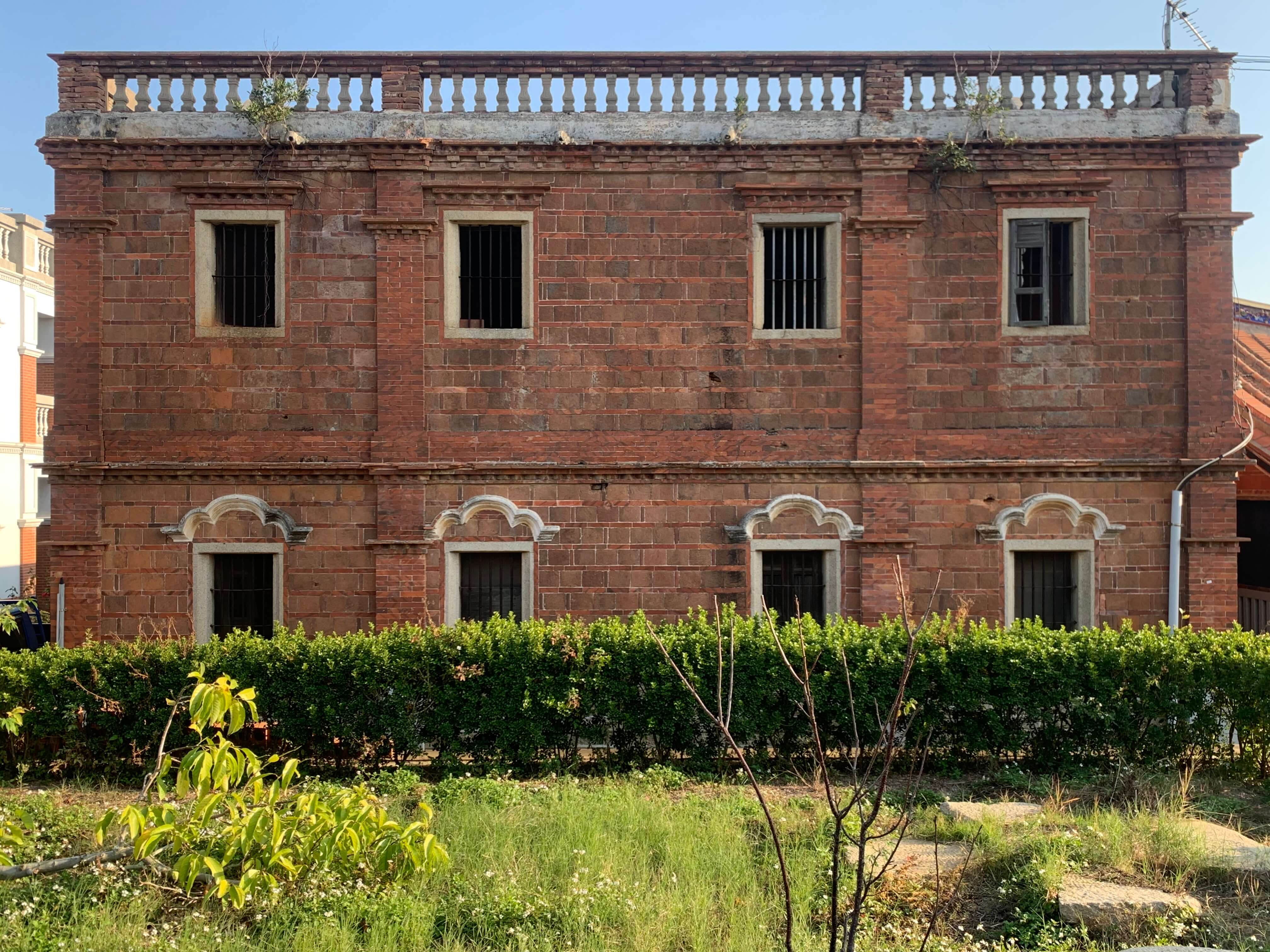 再現汶浦水岸風華 金門黃卓彬洋樓修復工程安樑歸岫