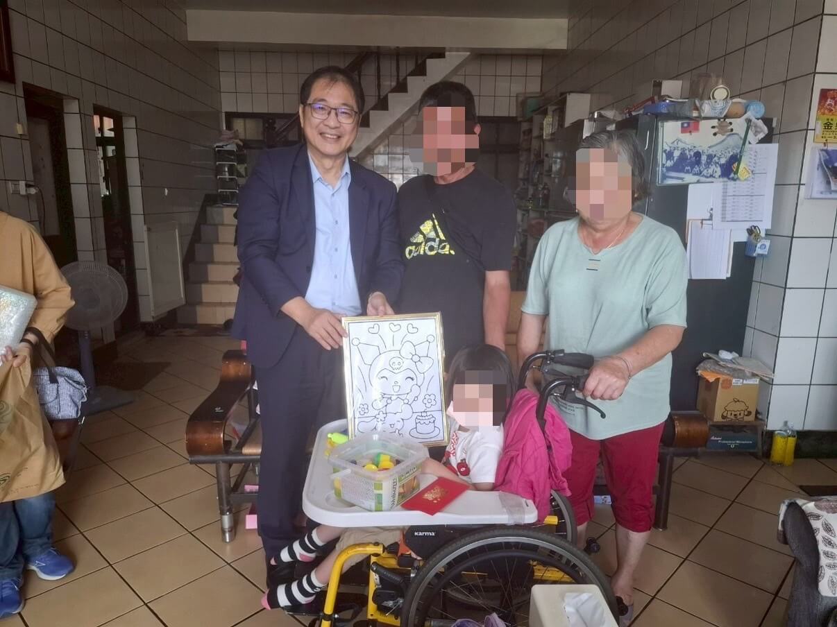 端午送溫馨，法務部鄭銘謙部長親訪金門馨生人許小妹妹及家屬