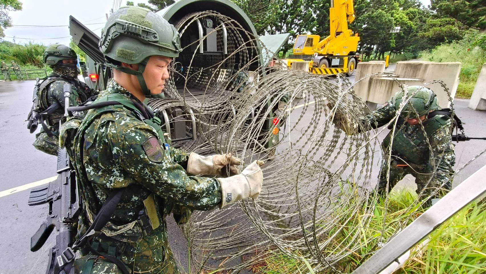 金防部「漢光41號演習實兵演習」重要道路阻絕、路樹爆破