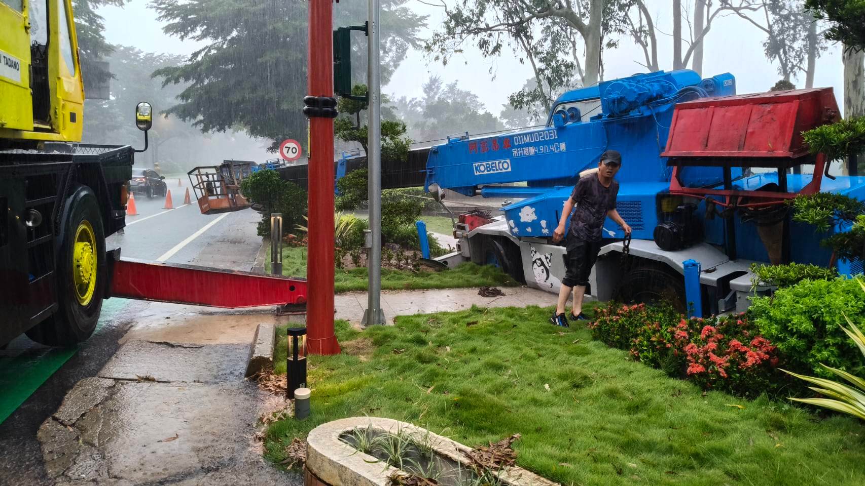 金門大雨特報 全島大淹水  商家苦不堪言