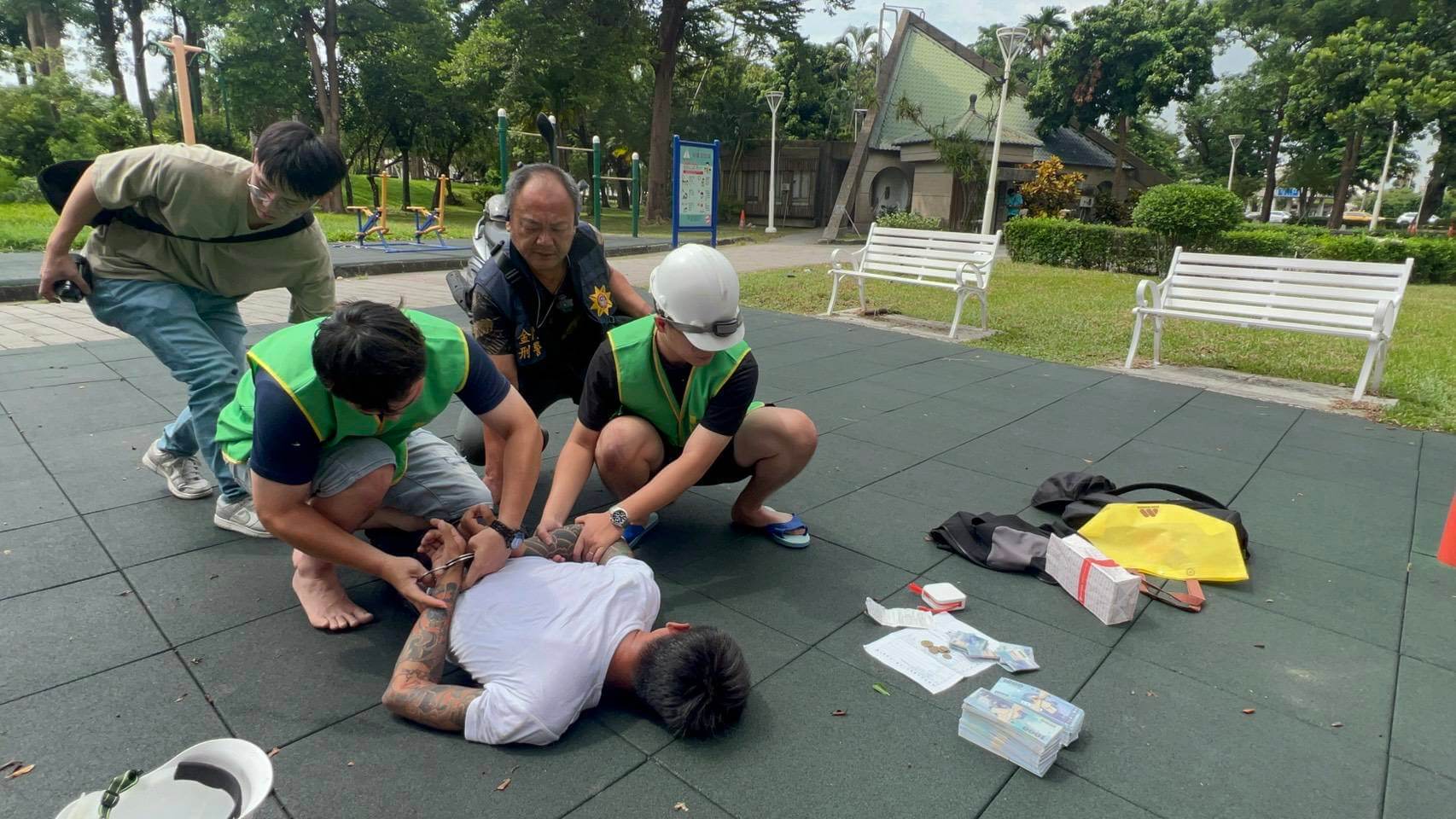 詐團假冒「檢警」、「金管會」，金門鄉親共遭詐約200萬，金門警跨海逮人!