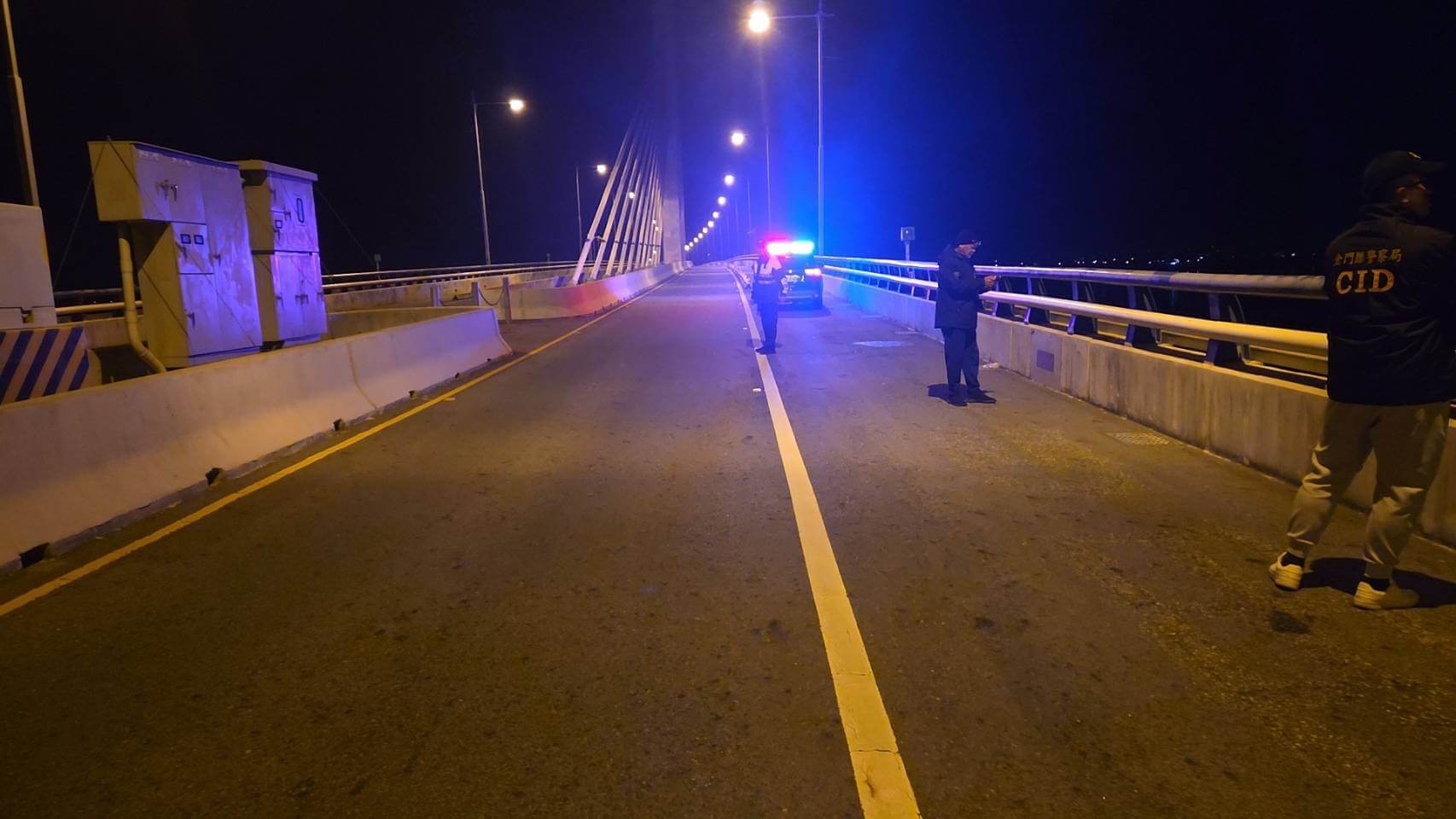 男子深夜於金門大橋落海　漁船即時救援送醫無生命危險