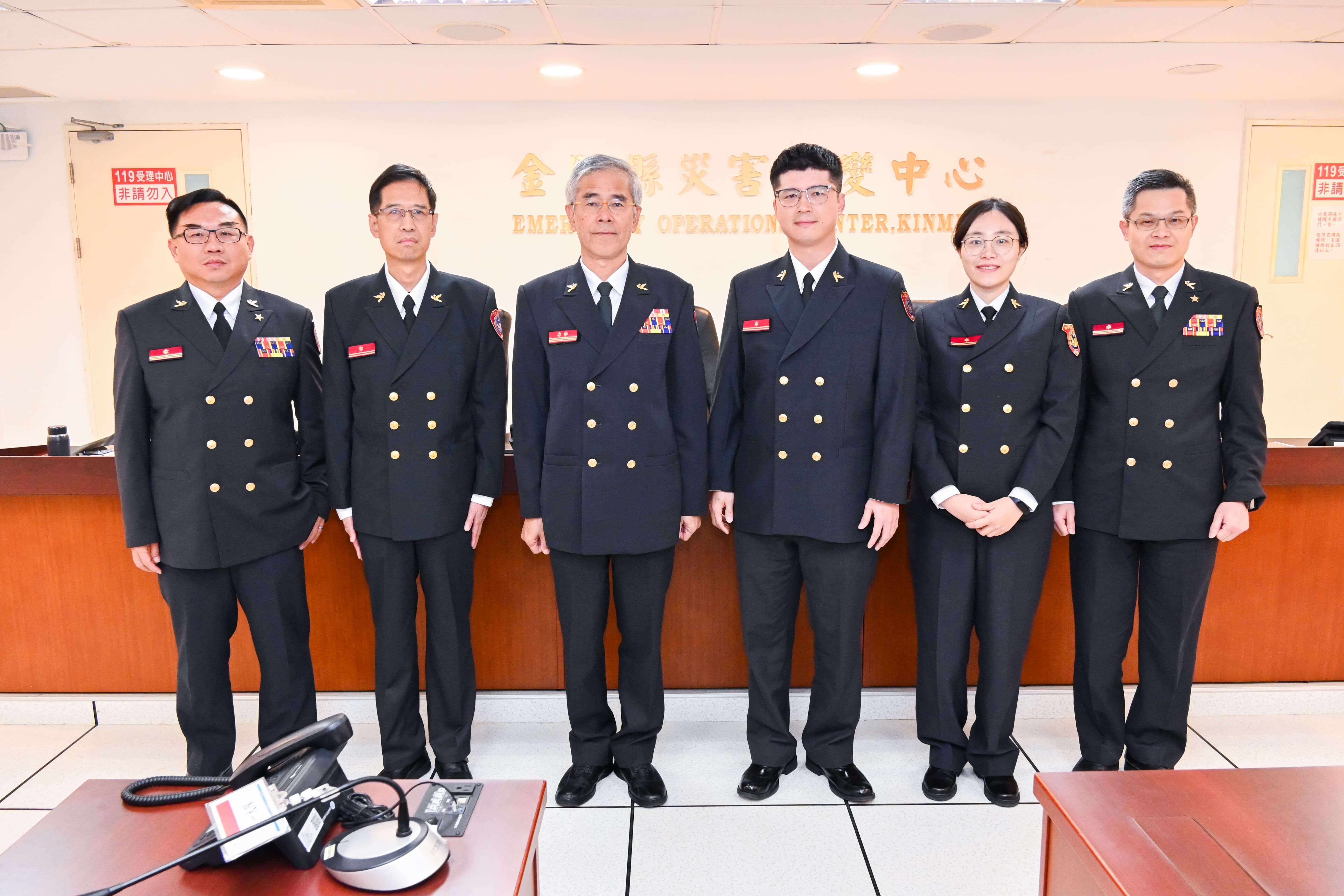 金門縣消防局晉陞授階儀式 局長期勉傳承與卓越