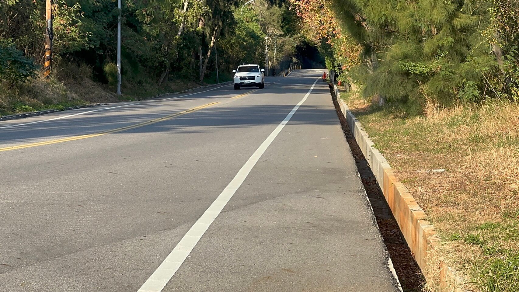 經武路路面落差釀危險　鎮長陳文顧：將會勘爭取改善