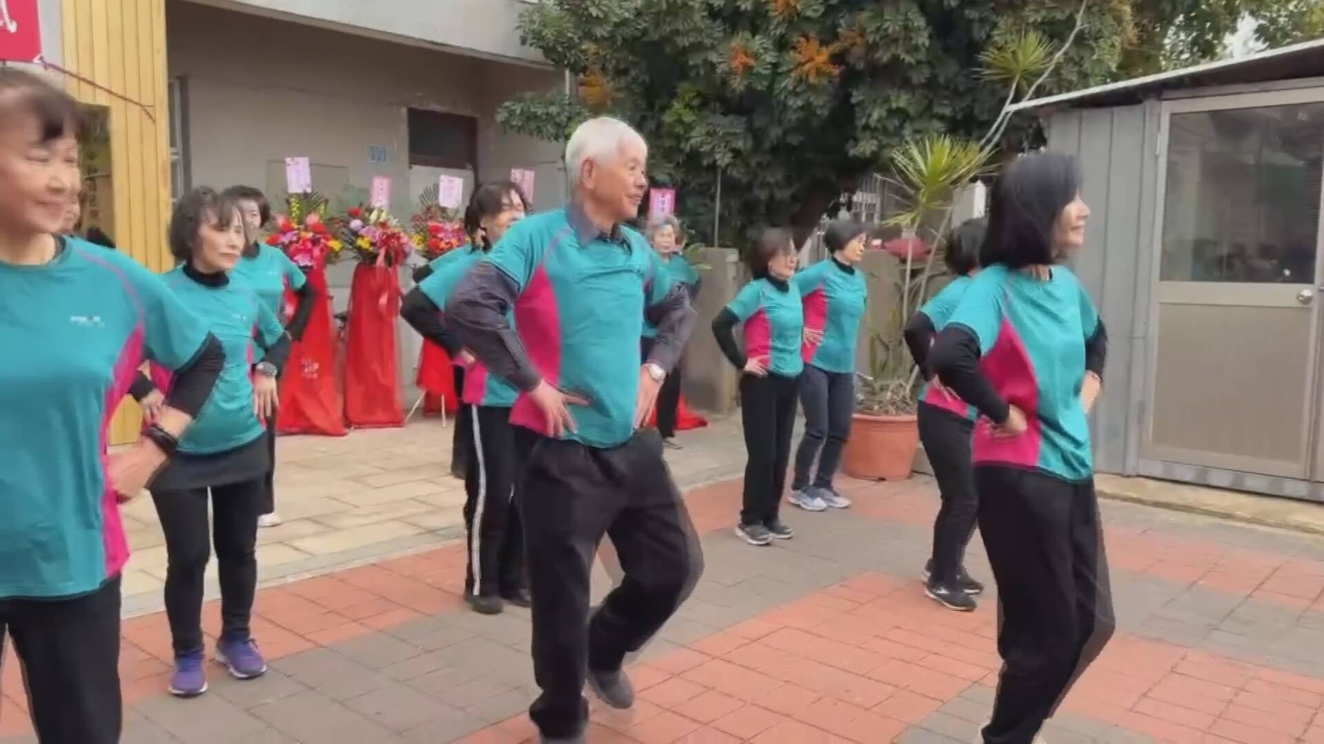 安和社區照顧關懷據點揭牌　在地老化服務正式啟動